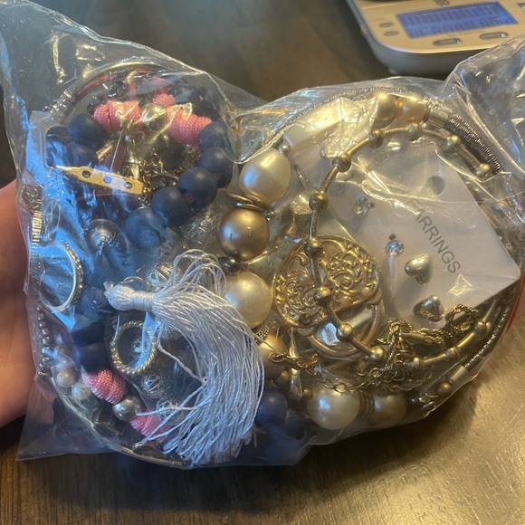 Craft Jewelry Lot - Picture 3 of 6